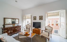 Eva Recommends Alberto Lista your house in Seville
